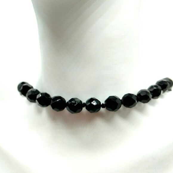 Classic Black Glass Faceted Bead Choker Necklace Single Strand 16" - Picture 1 of 15
